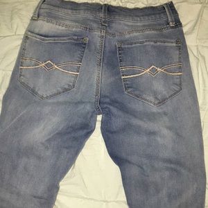 Mudd Jeans - Jean color distressed jeans ⭐️ Mudd Jeans - Jean color distressed jeans ⭐️